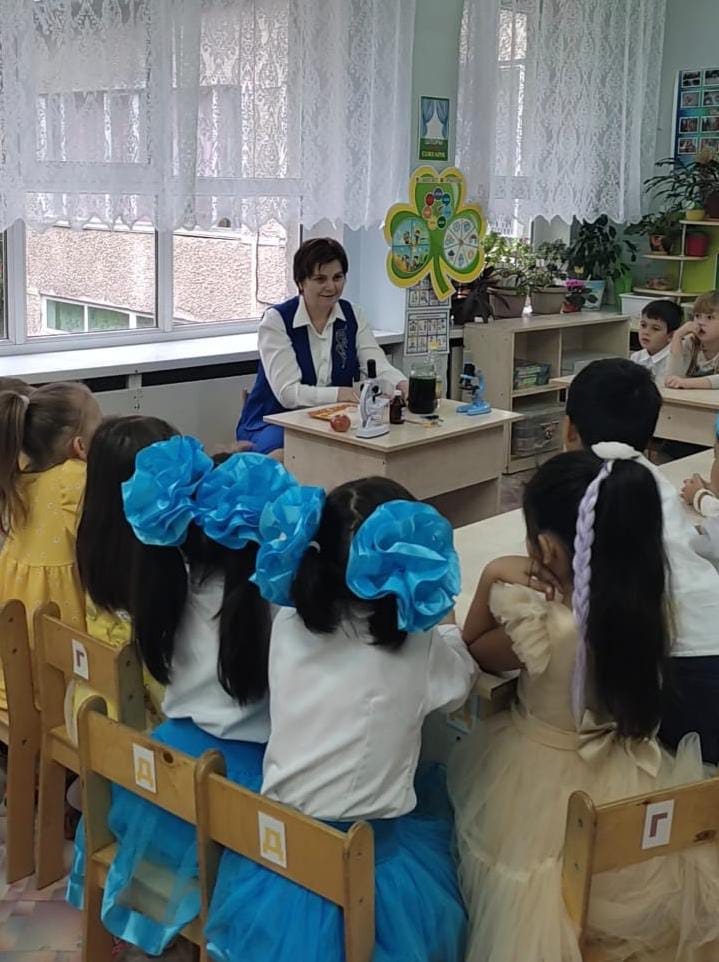 Опыты с детьми. Омирзакова Н.Г. предшкольная группа "Күншуақ"
